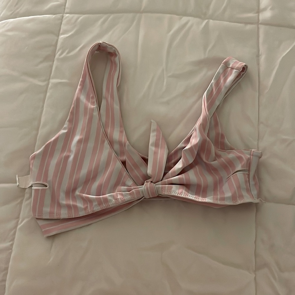 shein white and pink bikini top